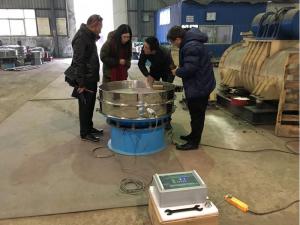 超聲波振動(dòng)篩客戶(hù)現場(chǎng)試機